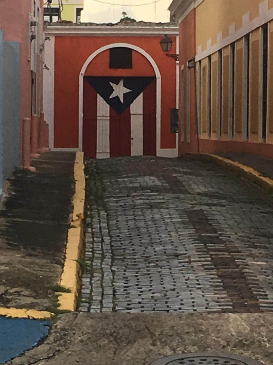 Apartment 305 San Sebastian St San Juan