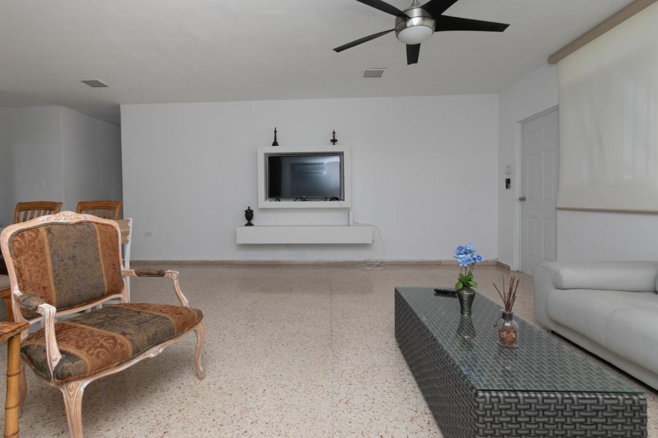 Guest house Beach House