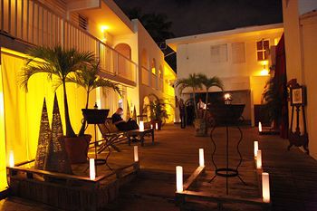 The House Hotel