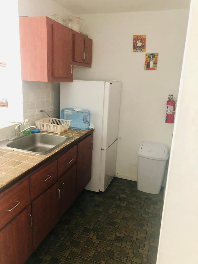 Isla Verde Beach - Condominio La Mancha Apartment *