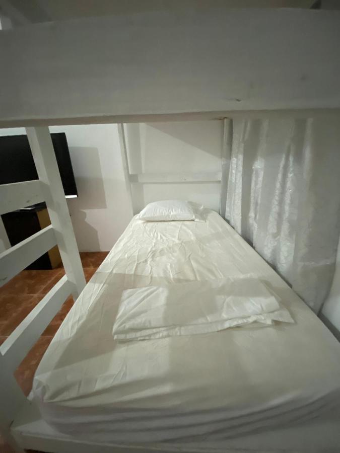 Hostel Dorms *