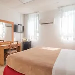 Sandy Beach Hotel
