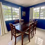 Centric 3B/1Bath Near Trendy Loiza Street