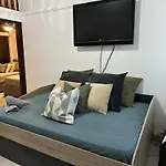 176 Calle Perez