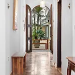 Tizol Historic Building 8Br In Old San Juan