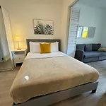 Villas At Auxilio Mutuo 103
