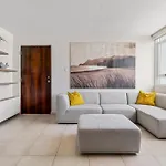 Atlantic Court Apartments