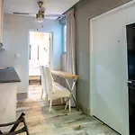 Tapia Haus 103