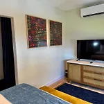 Metro Art Hotel