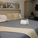 La Placita Suites Hotel-Suite 204