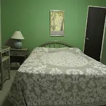 Aleli By The Sea Guest House