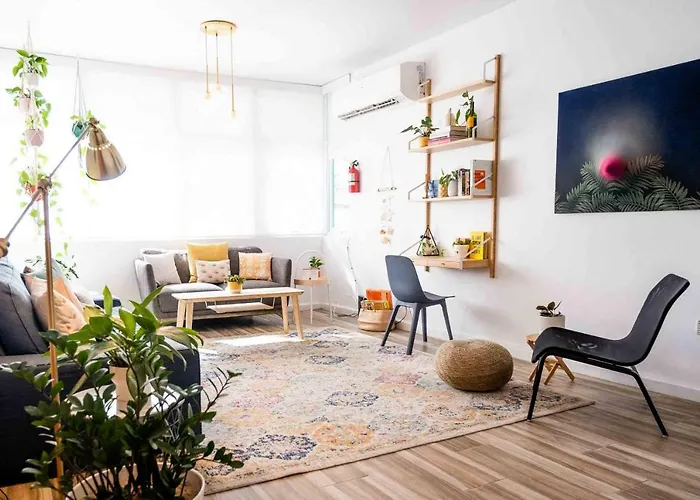 Santurcia Hostel (Adults Only)