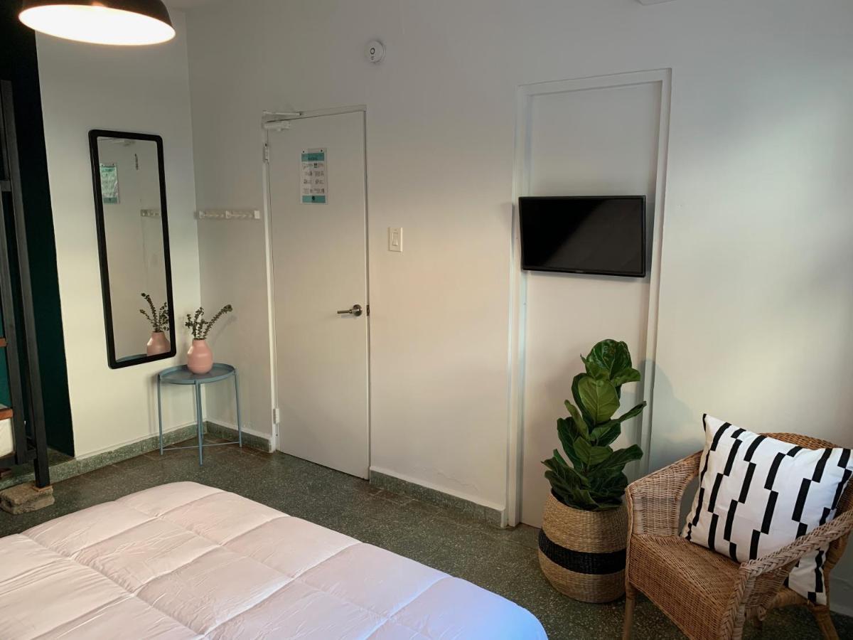 Hostel Santurcia (adults Only) *