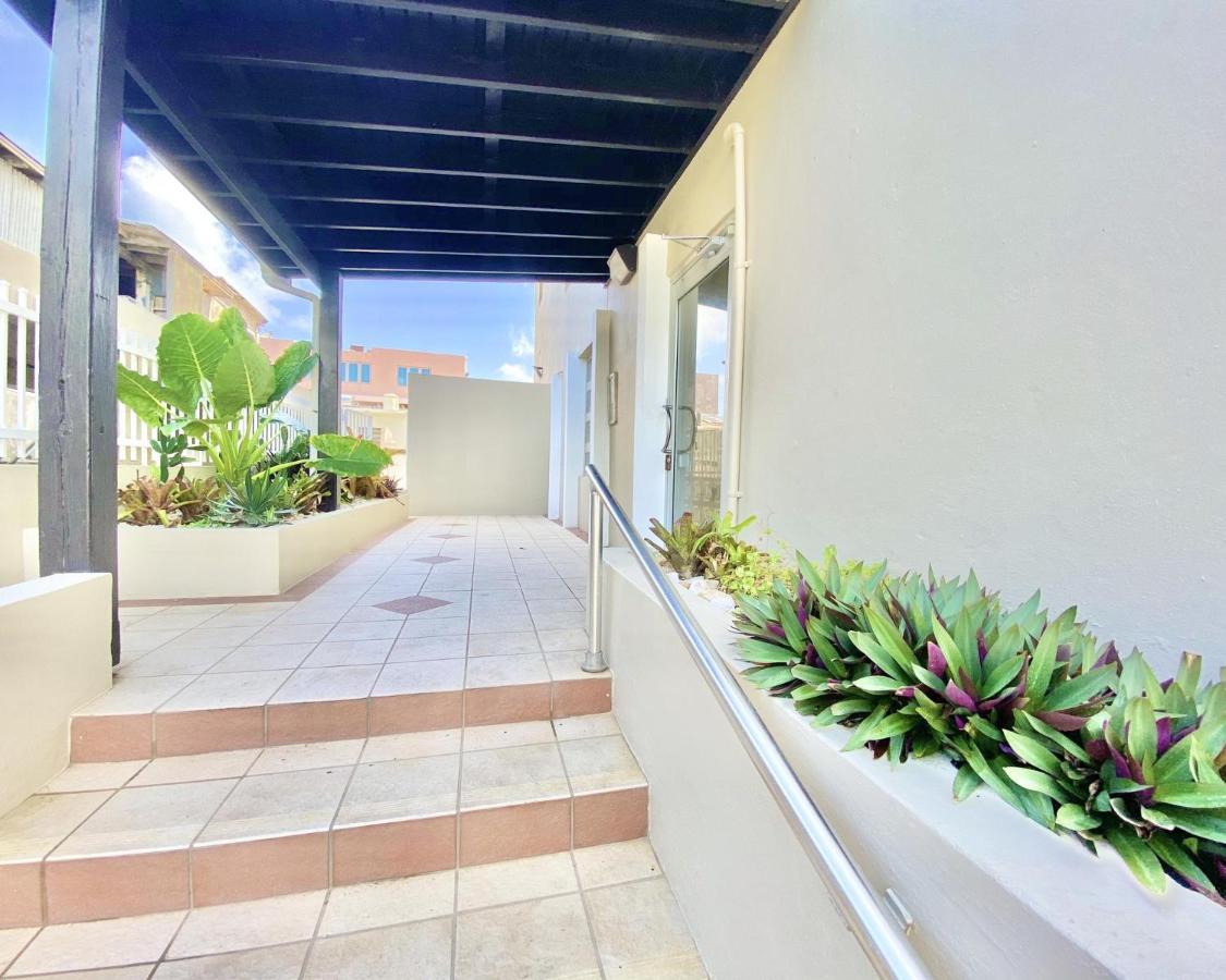 Kasa Starfish By The Sea - 8th Floor For 2 Balcony Ocean View Holiday home San Juan