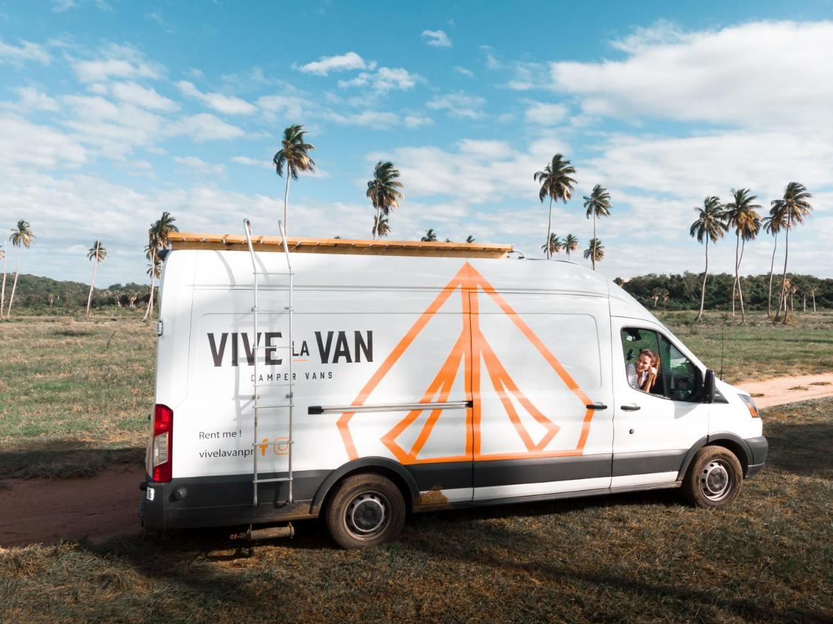 Vive La Van * San Juan