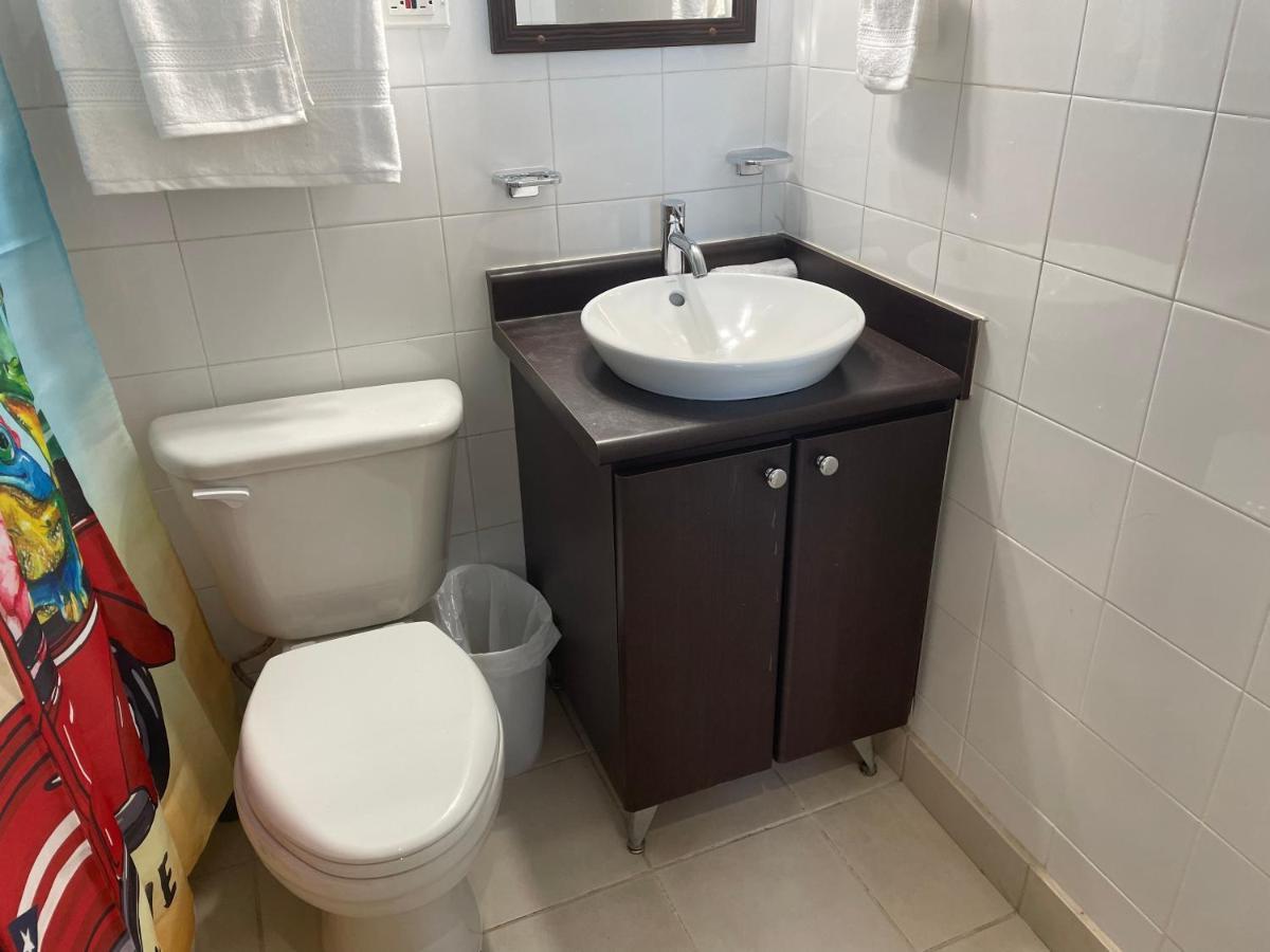 Vistas De One Bedroom One Bath 303 Apt San Juan