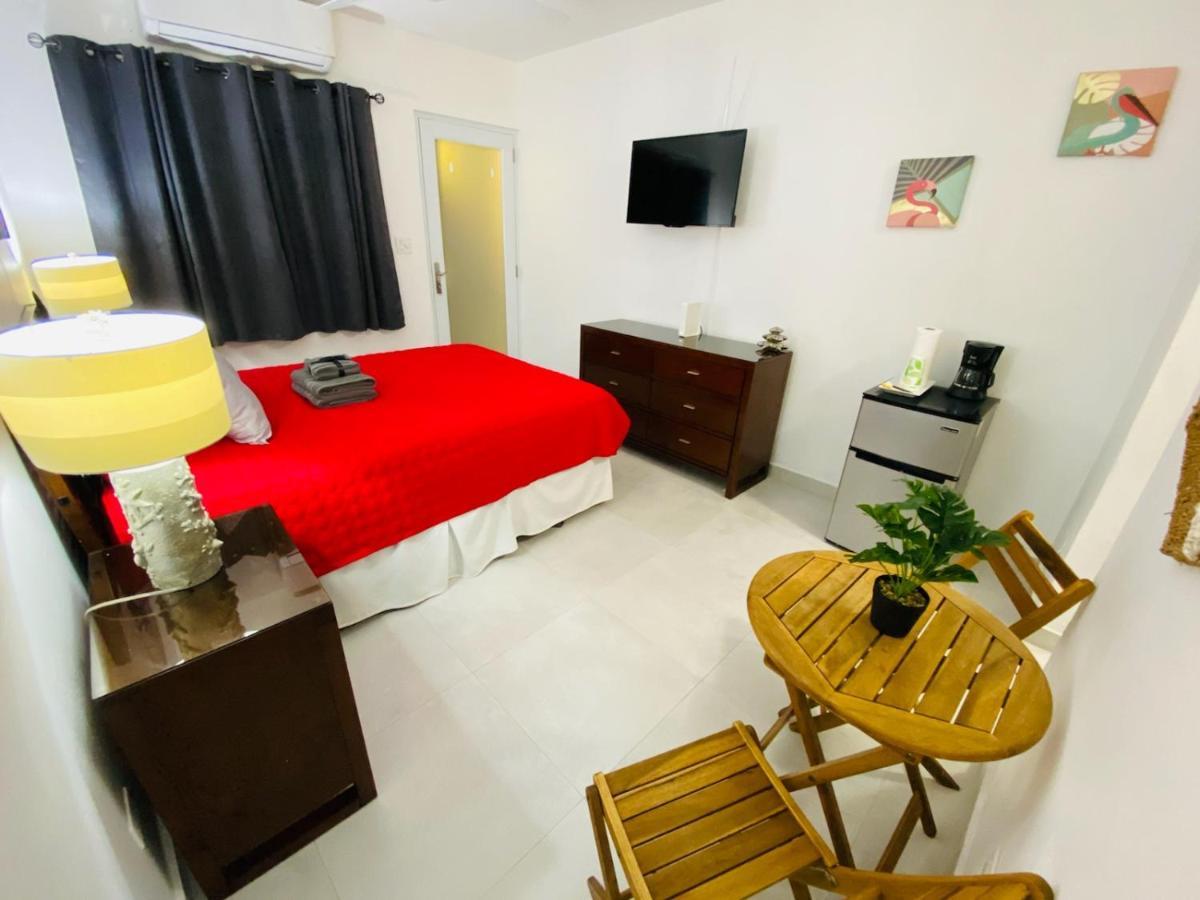 Apartment Sea Breezer Vacation Ocean Front En Condominio Playa Mar San Juan