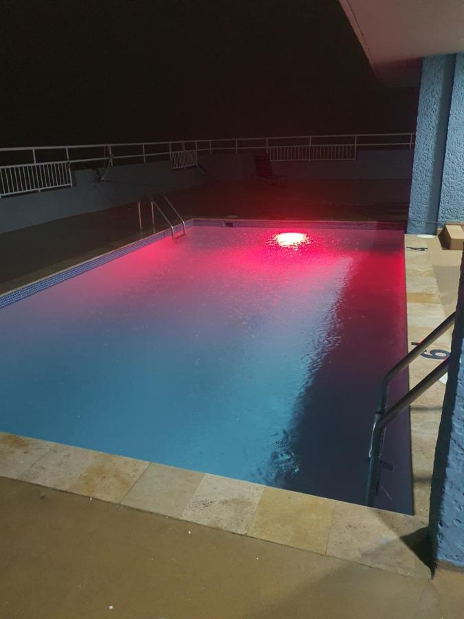 Sea Breezer Vacation Ocean Front En Condominio Playa Mar *