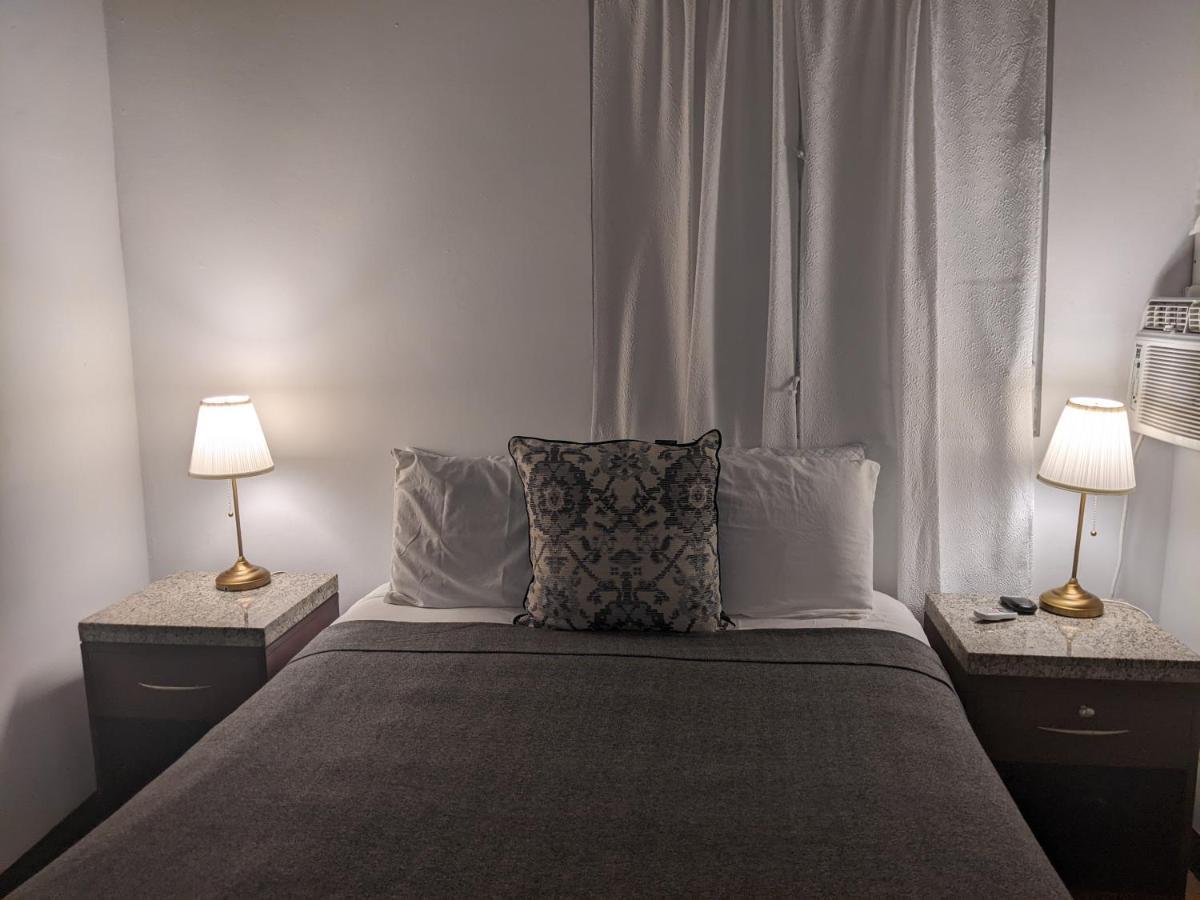Aparthotel La Capitana Old Building San Juan