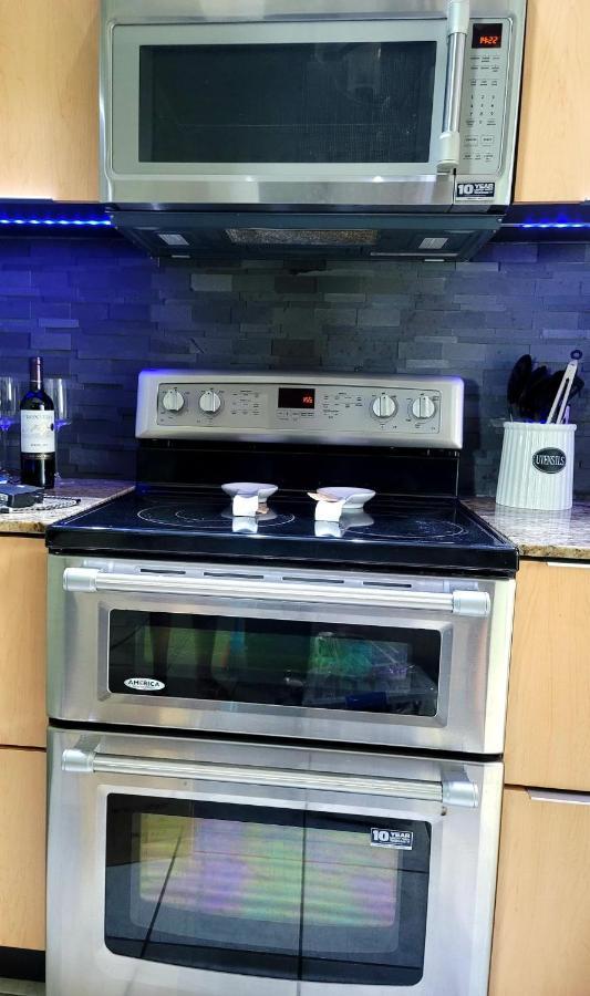 Apartment Modern In Ashford Condado Puerto Rico And Near Placita San Juan