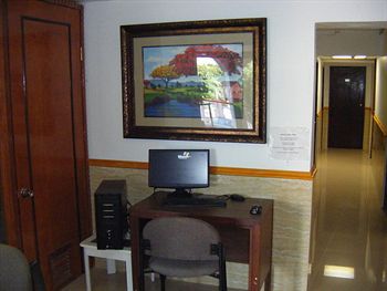 Hostel San Jorge & *