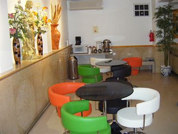 San Jorge & Hostel