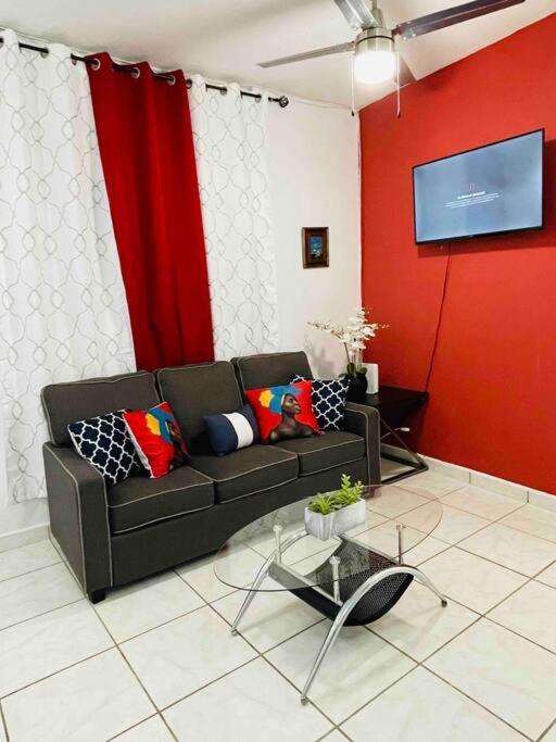Beautiful 2 Bedrooms Aparment Pr. *