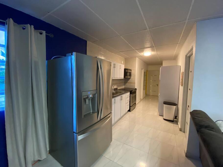 Apartment Centric 3b/1bath Near Trendy Loiza Street San Juan
