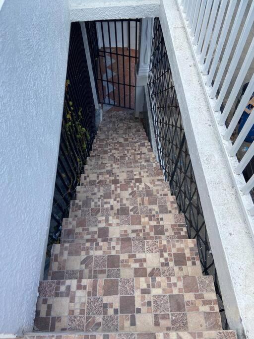 Centric 3b/1bath Near Trendy Loiza Street Apartment