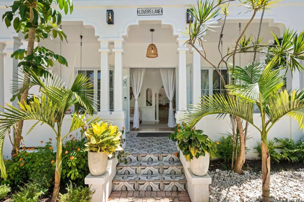 Villa Bohemia - Gated Estate - 1 Of 2 *