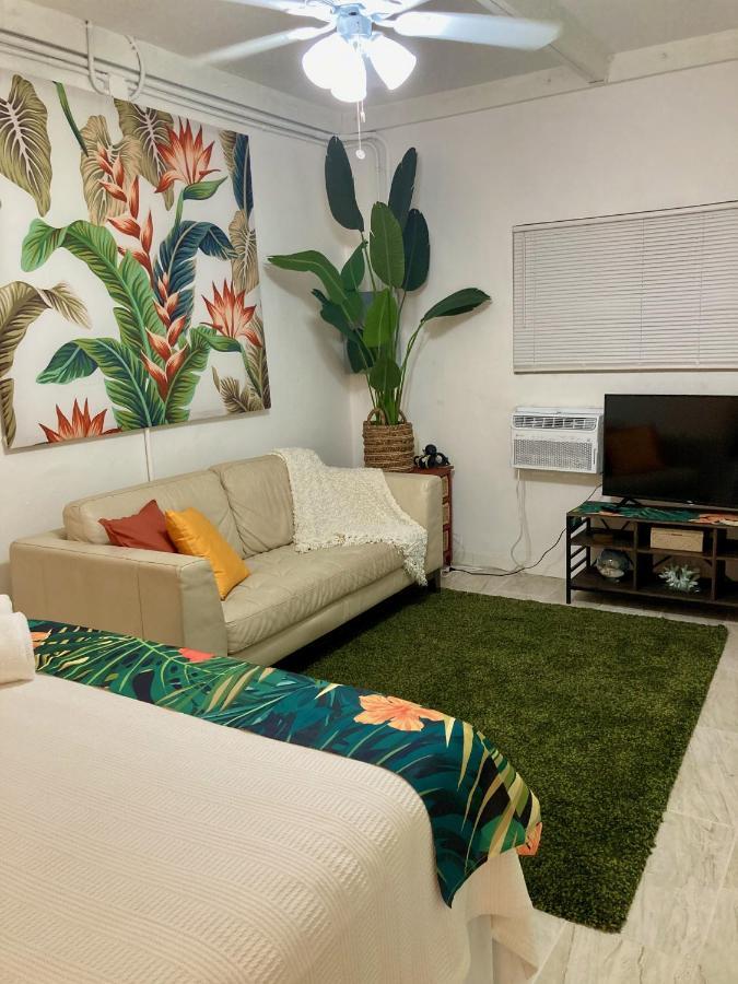 Tropical In Miramar Apartment San Juan