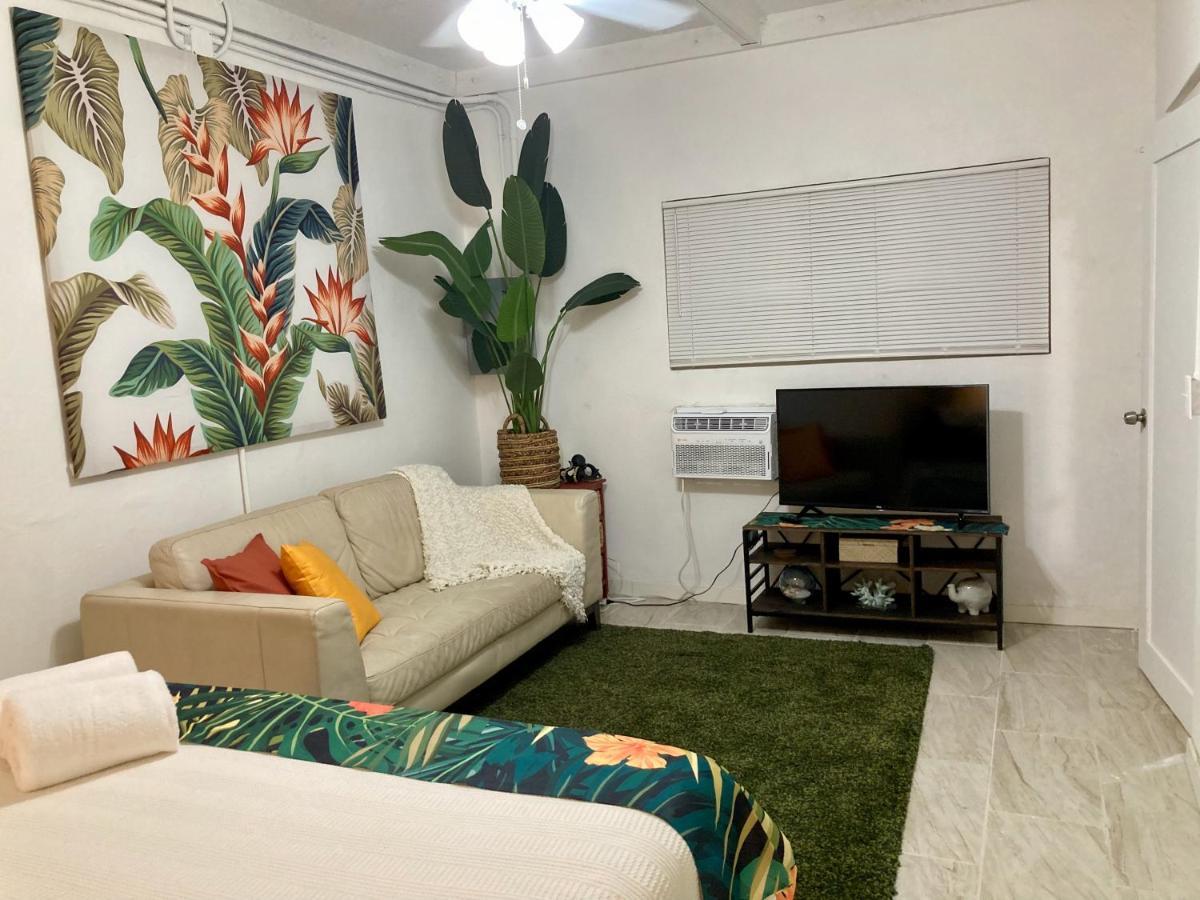 Tropical In Miramar Apartment San Juan