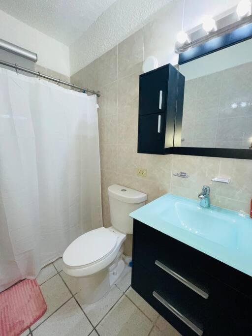 Apartment 2bd/2bth In - Unit 2 *