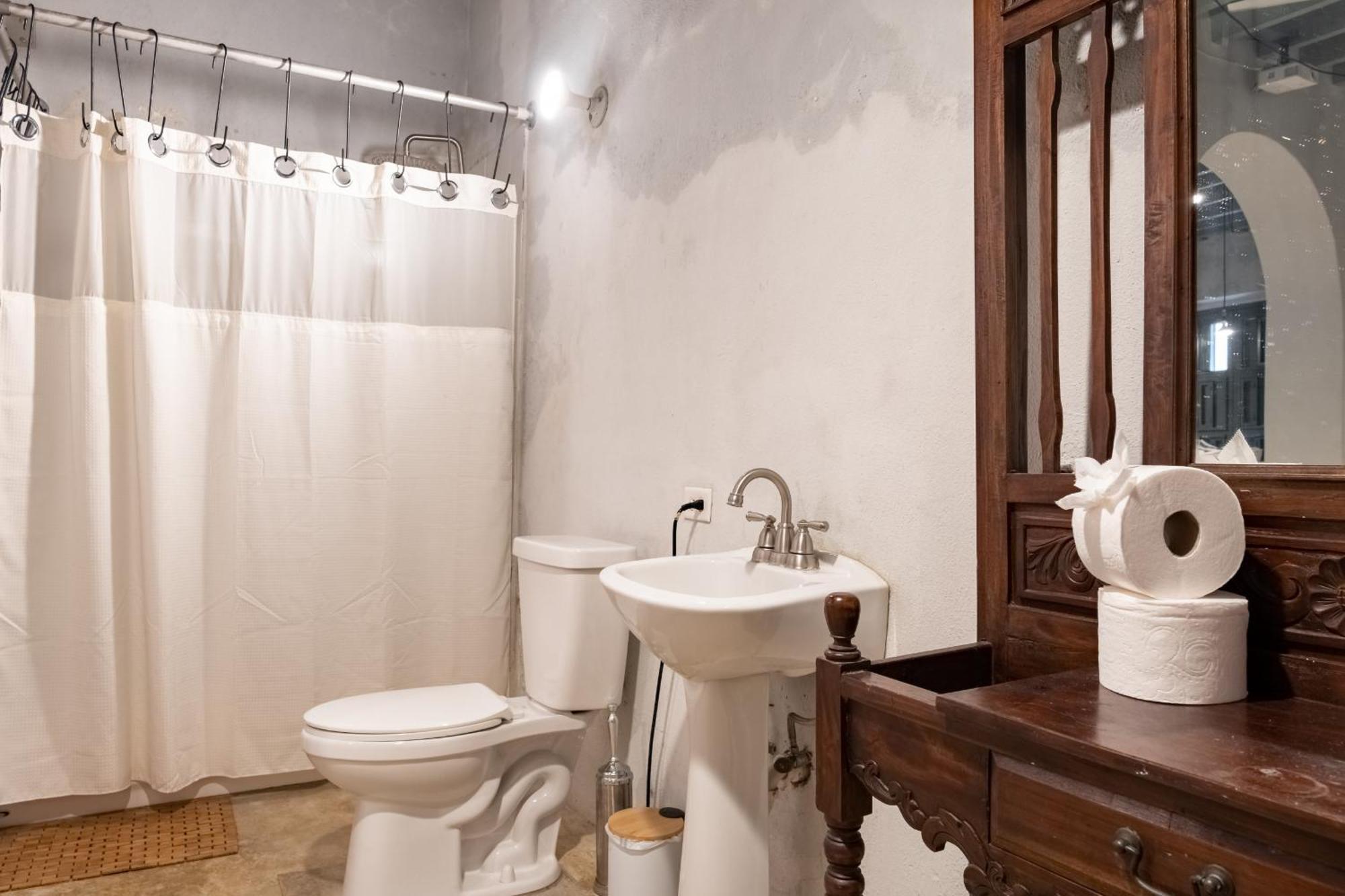 Cozy Gem - Old - Near Attractions Apartment *
