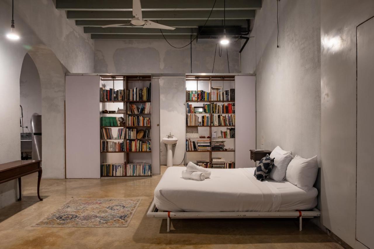 Cozy Gem - Old - Near Attractions Apartment