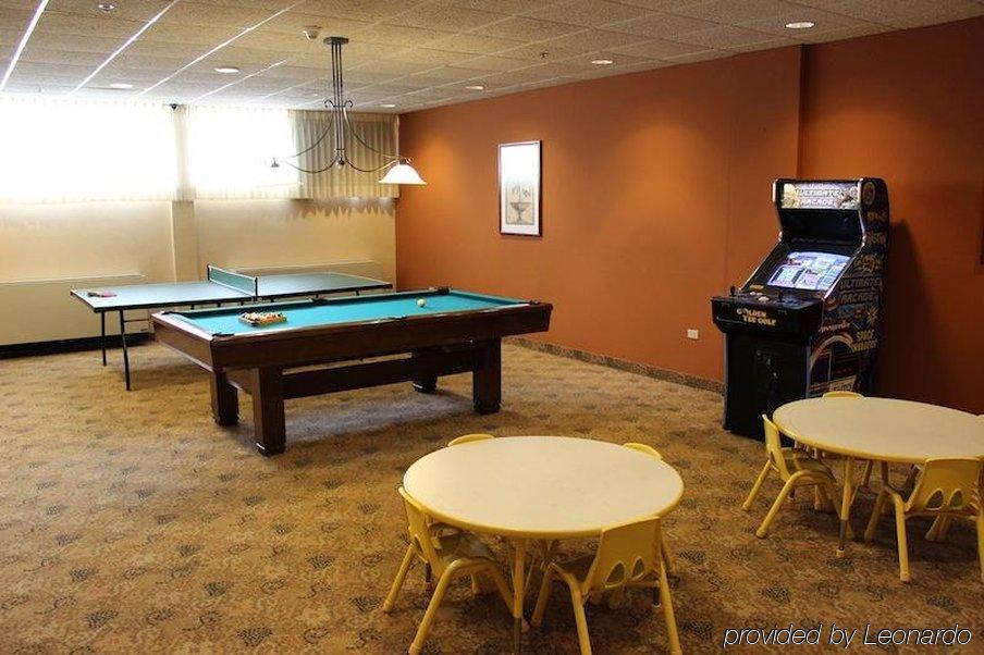 Airport Hotel 3*