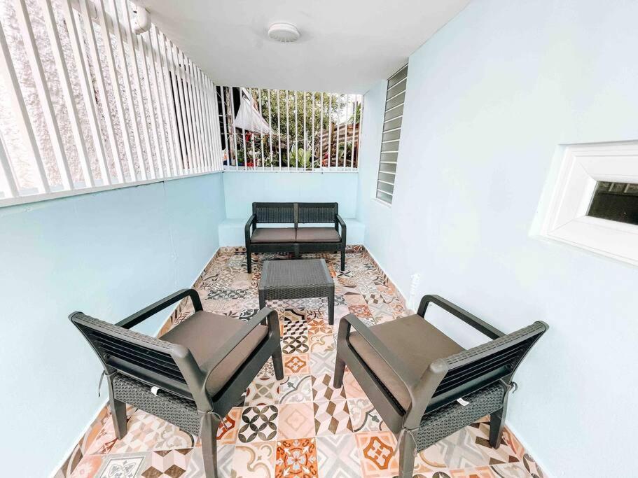 Comfy & Bright Apt @ Calle Loiza - Walk To Beach / Calle Loiza Abajo -n