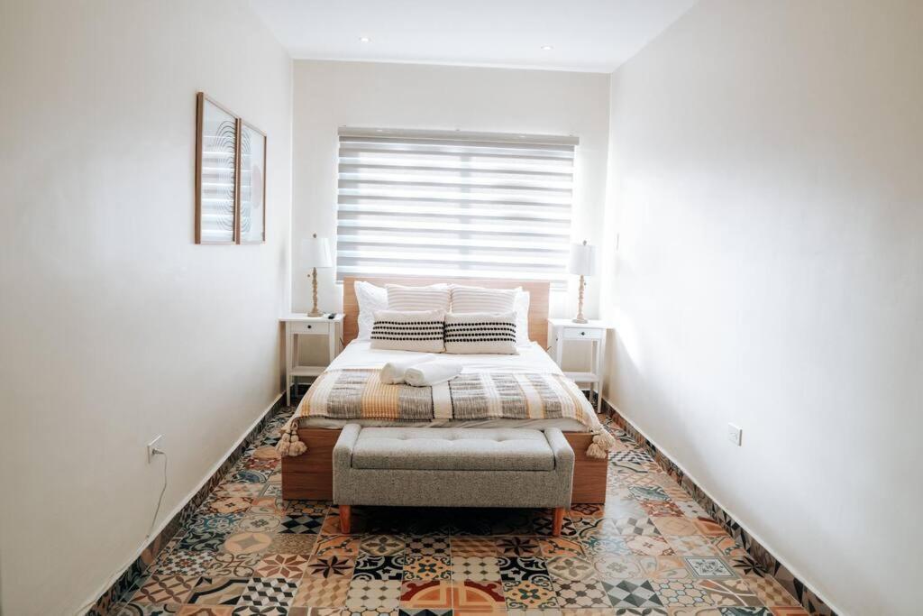 Comfy & Bright Apt @ Calle Loiza - Walk To Beach / Calle Loiza Abajo -n * San Juan