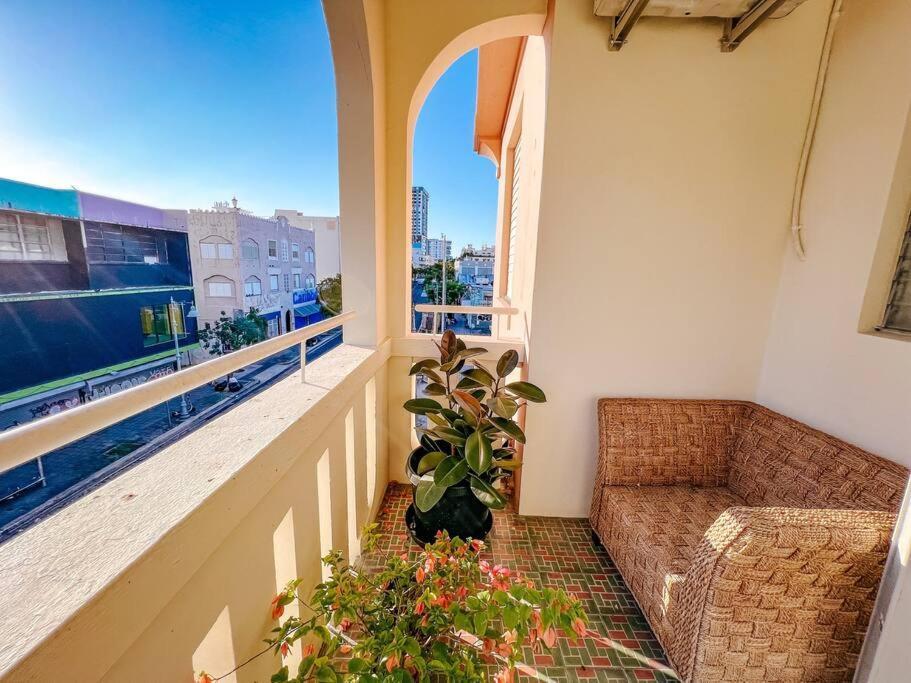 Picaflor 6 Charming Cozy Apt W/balcony @ Miramar Apartment San Juan