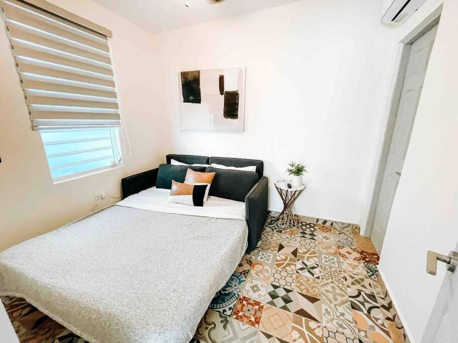Comfy & Bright Apt @ Calle Loiza - Walk To Beach / Calle Loiza Abajo -n