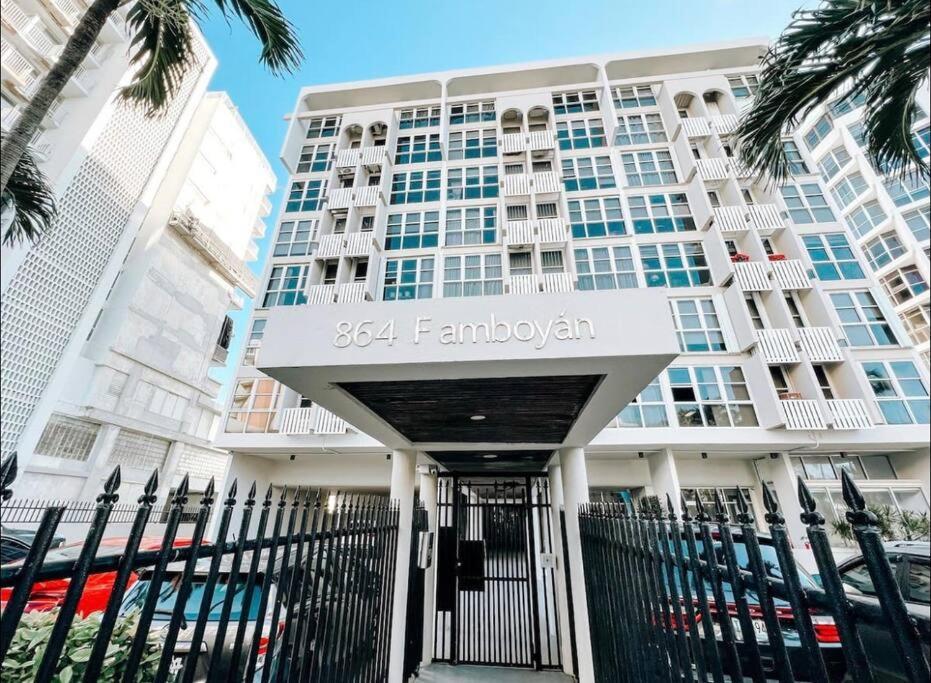 Flamboyan - Condado Apt Walking To Beach W/ Prk Apartment *