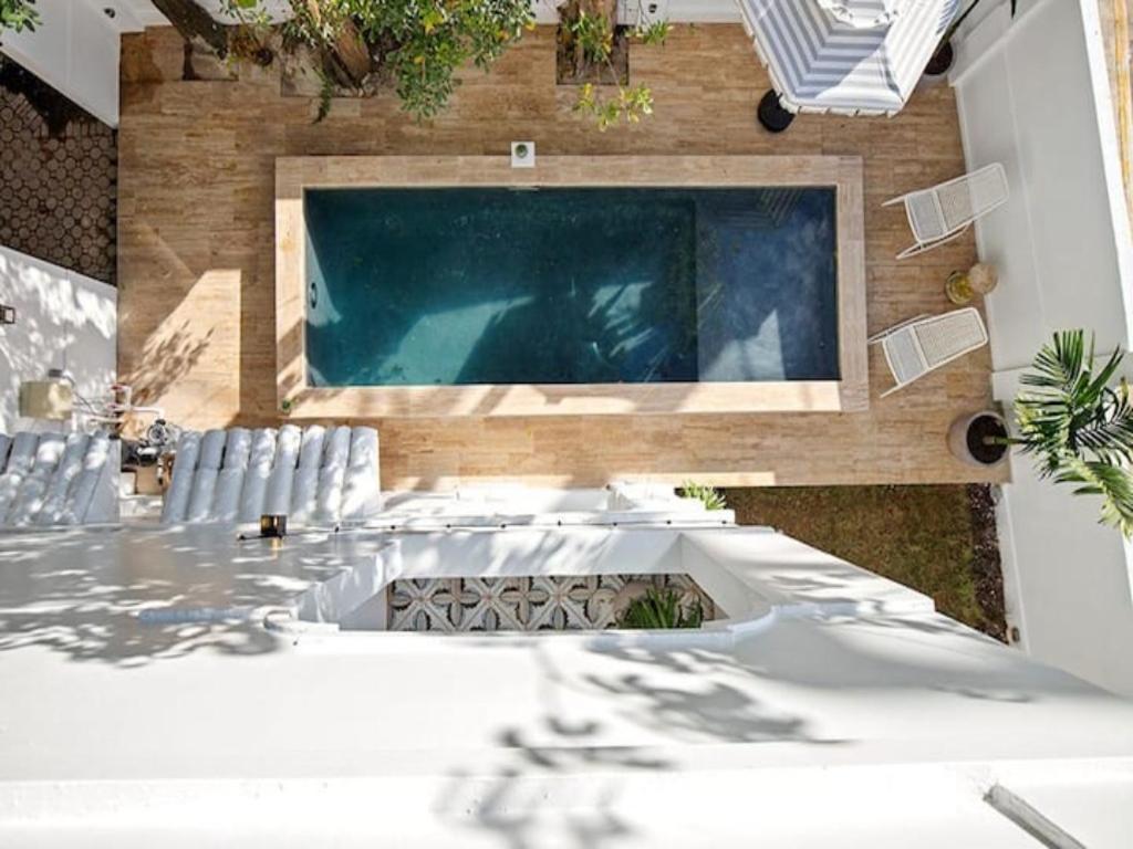 Villa Bohemia I & Ii Grand Gated Estate