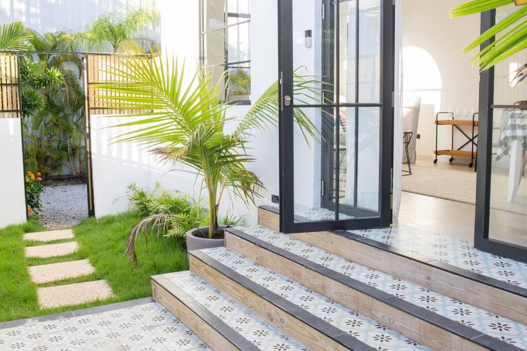 Villa Bohemia I & Ii Grand Gated Estate *