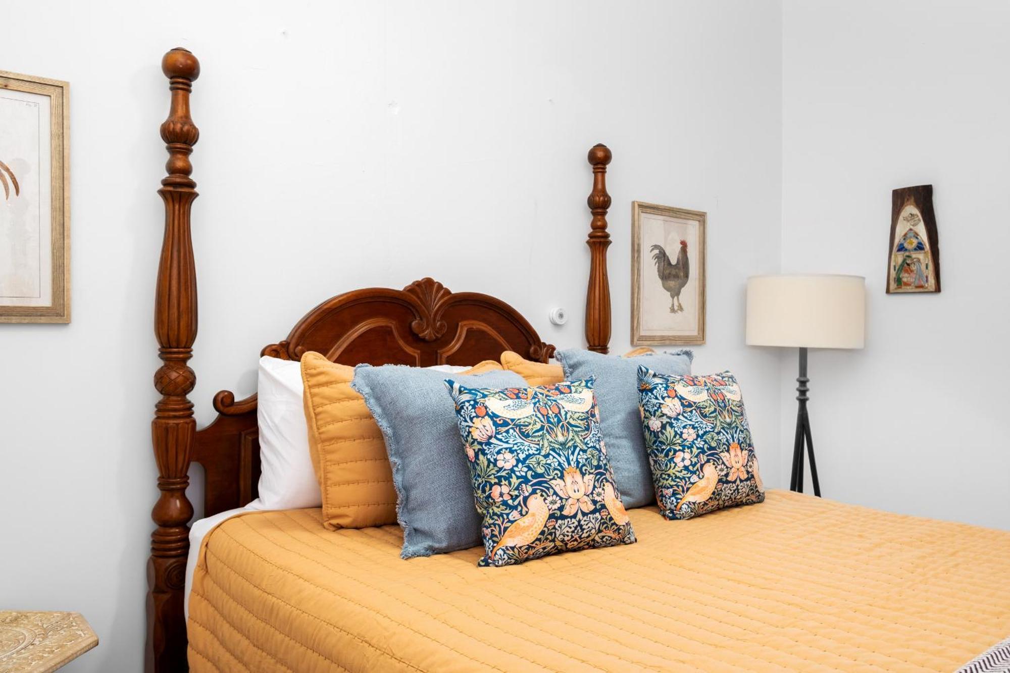 Tizol Historic Building 8br In Old * San Juan