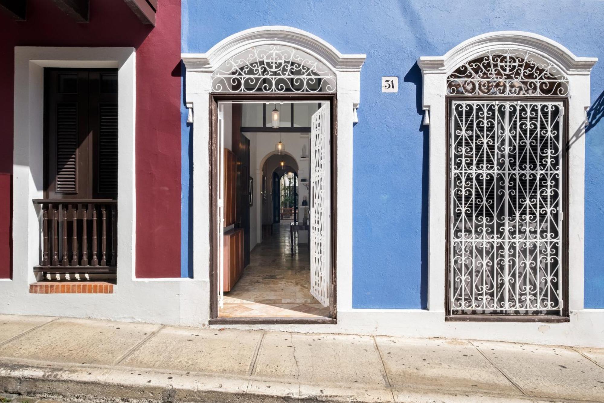 Tizol Historic Building 8br In Old Holiday home San Juan