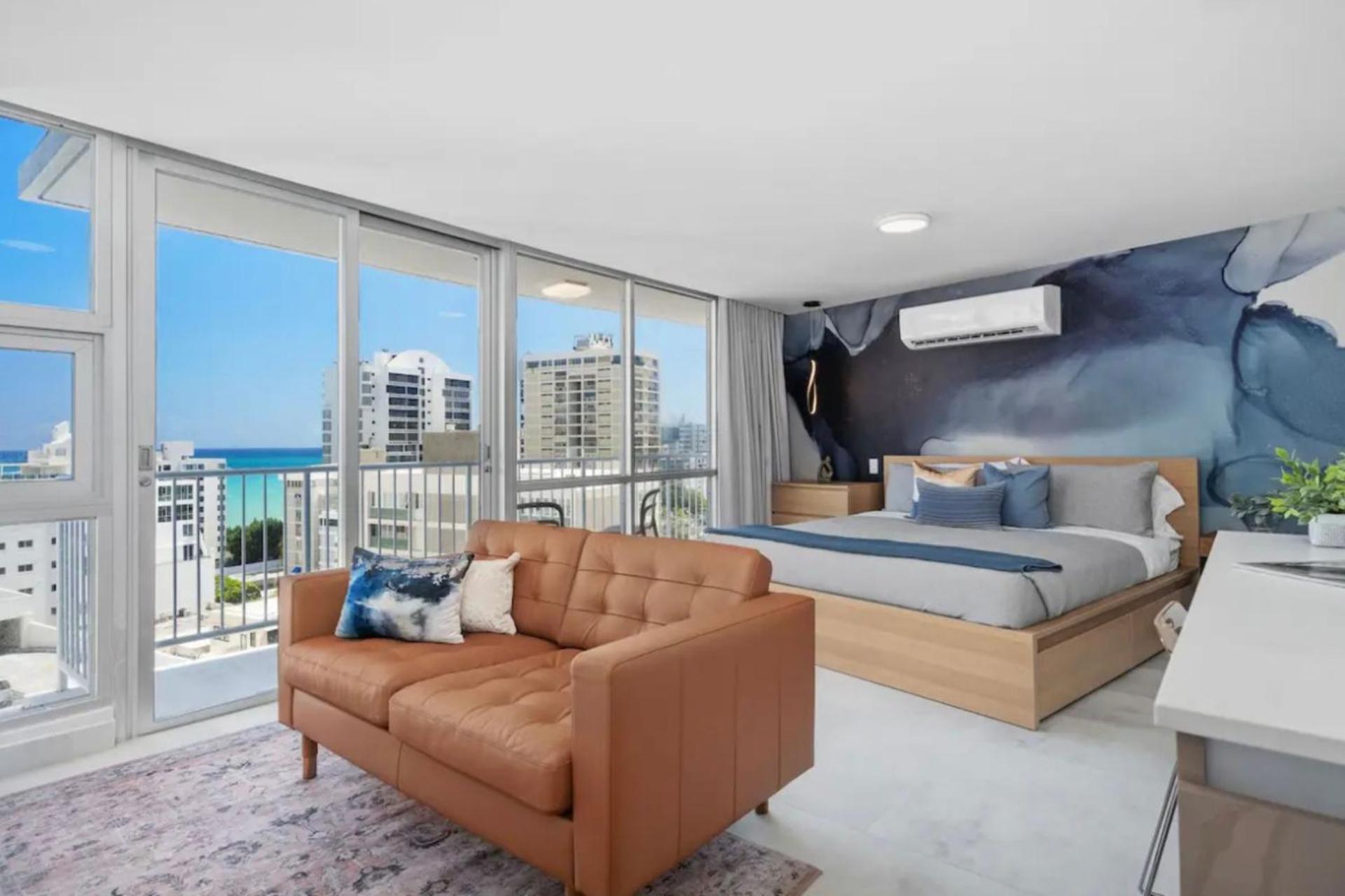 En Excelente Zona Condado, San Juan, Puerto Rico *