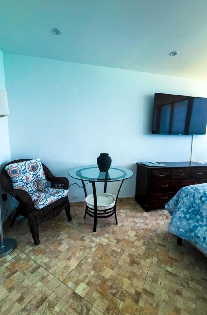 Beachfront Dream Getaway - Condado *