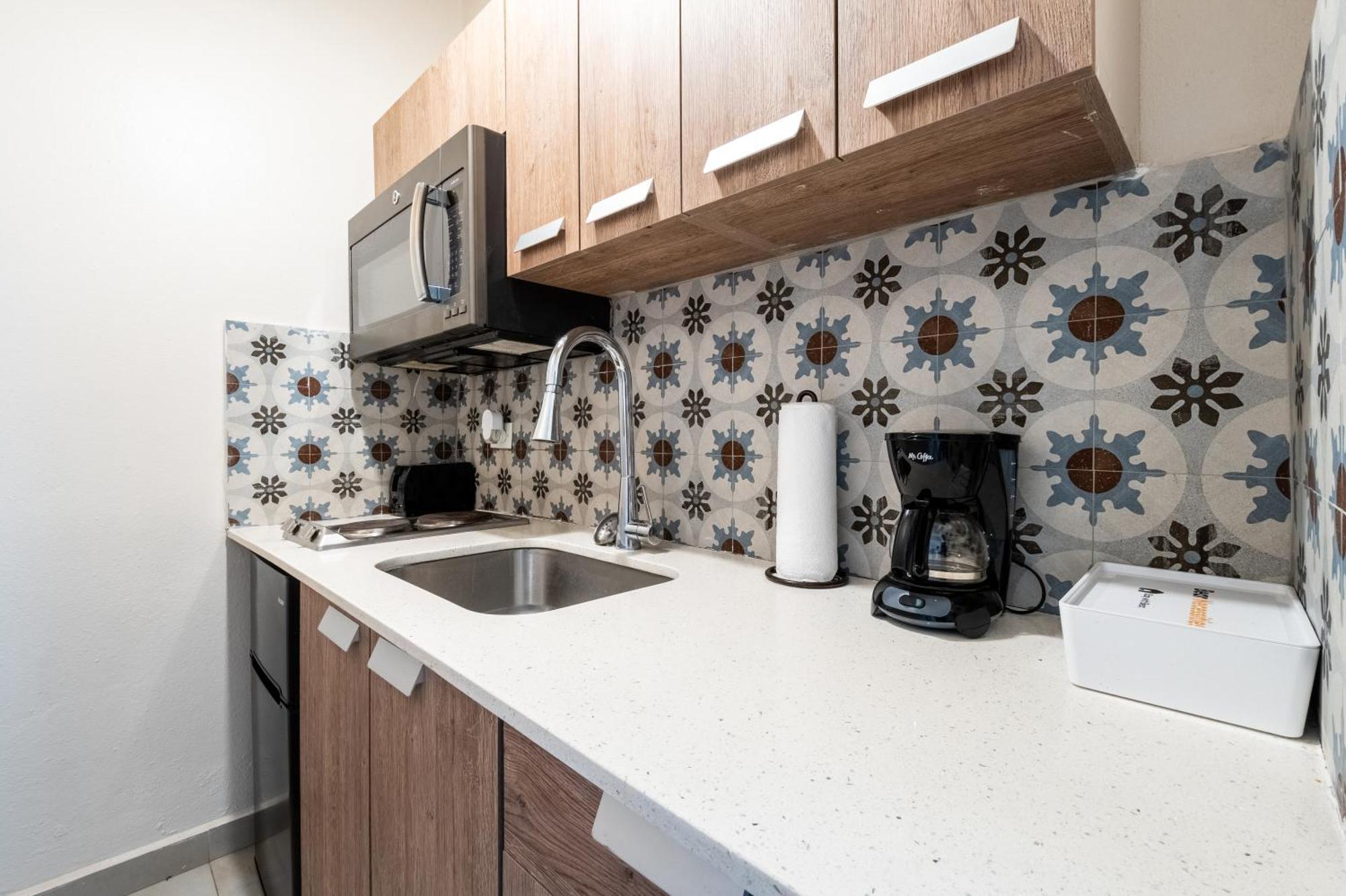 La Mona Loiza Complex By With Bear Hotel 3*