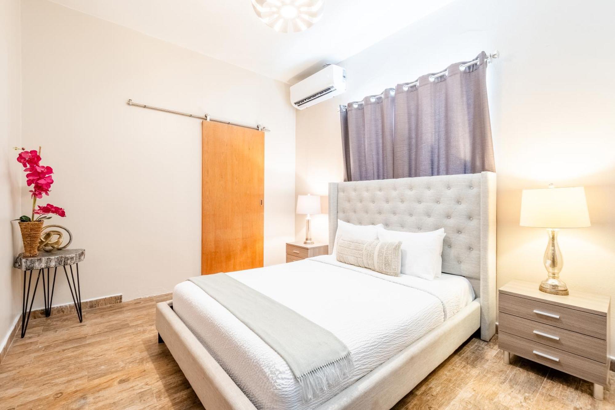 La Mona Loiza Complex By With Bear Hotel 3*