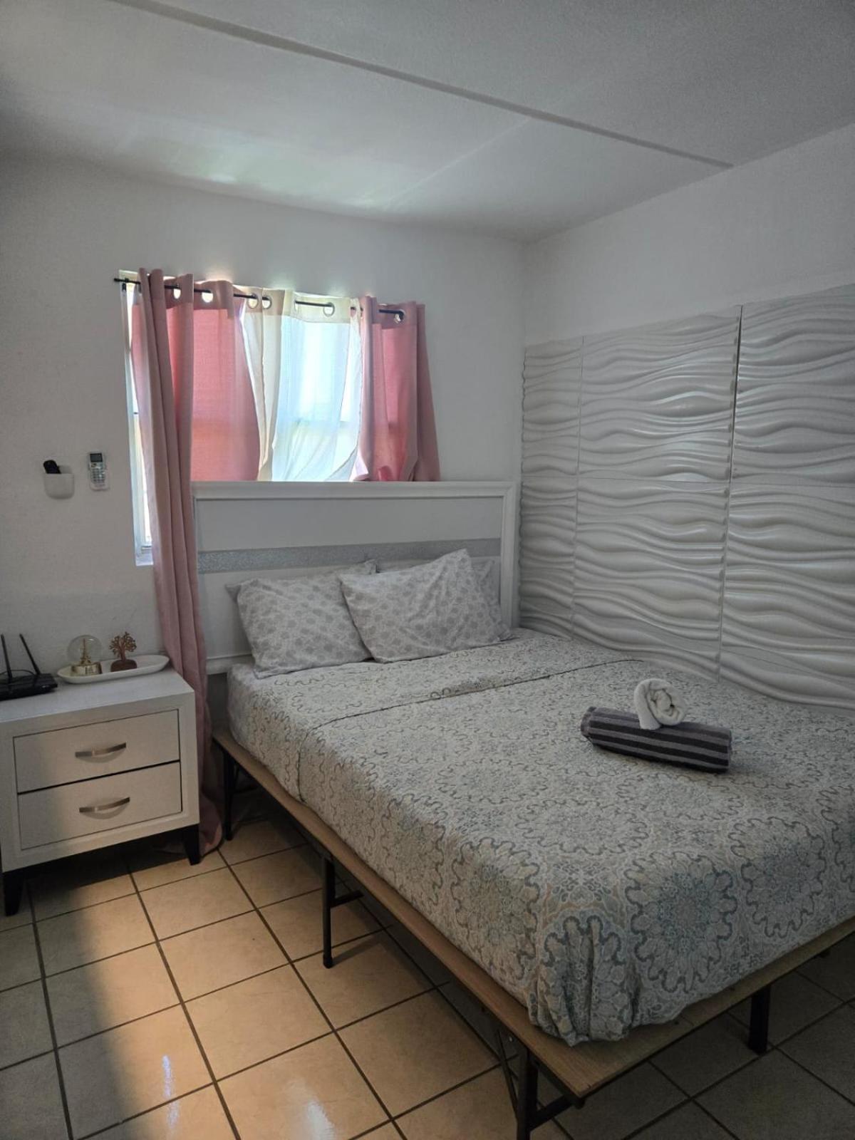 Airport Retreat With A Pool Apartment San Juan